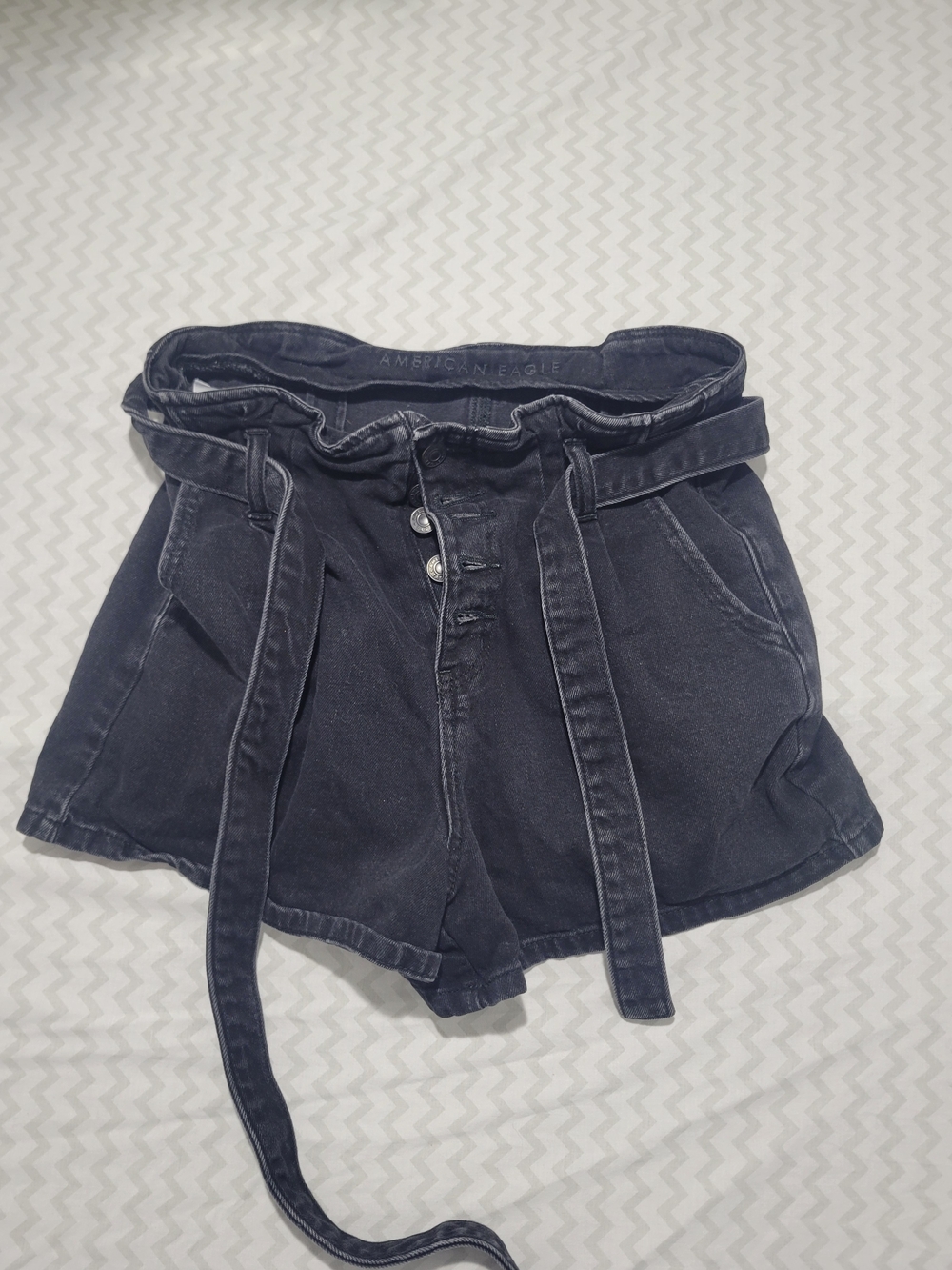 American Eagle Outfitters Black Denim Shorts with Belt Sz 4